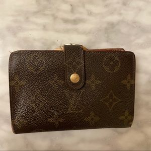 Authentic Louis Vuitton monogram compact wallet